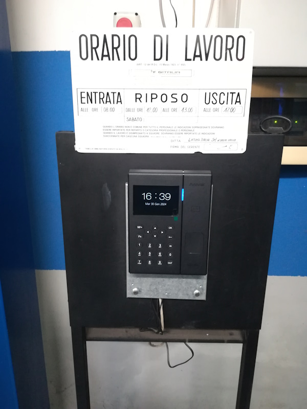  C2CPRO Anviz rilevazione presenze rfid lan Azienda Produzione Ascensori Parma